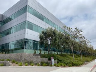 Discovery Corporate Center D thumbnail 7